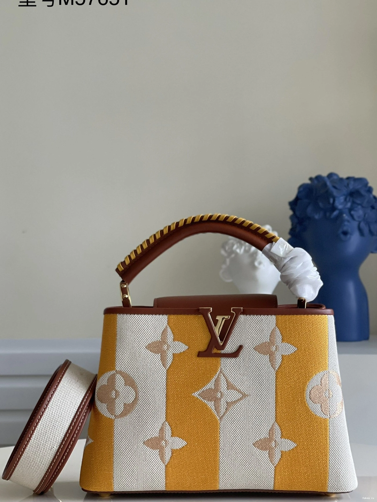 LOUIS VUITTON BB CAPUCINES 0818